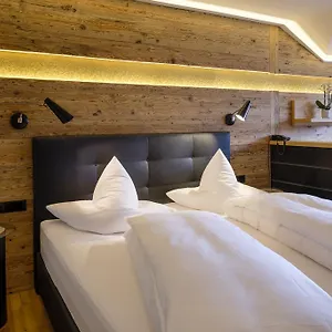 4* Hotel Boutique Gams